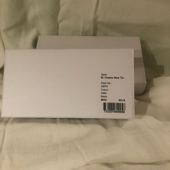 Filippa k bow tie - Picture 2 of 3